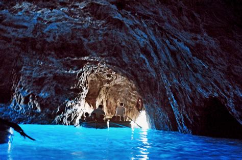 grotto azzurra italy|blue grotto capri italy.